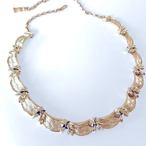 Vintage Silver Tone Metal Link Necklace - Picture 3 of 6